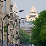 Champs Elysees Area *